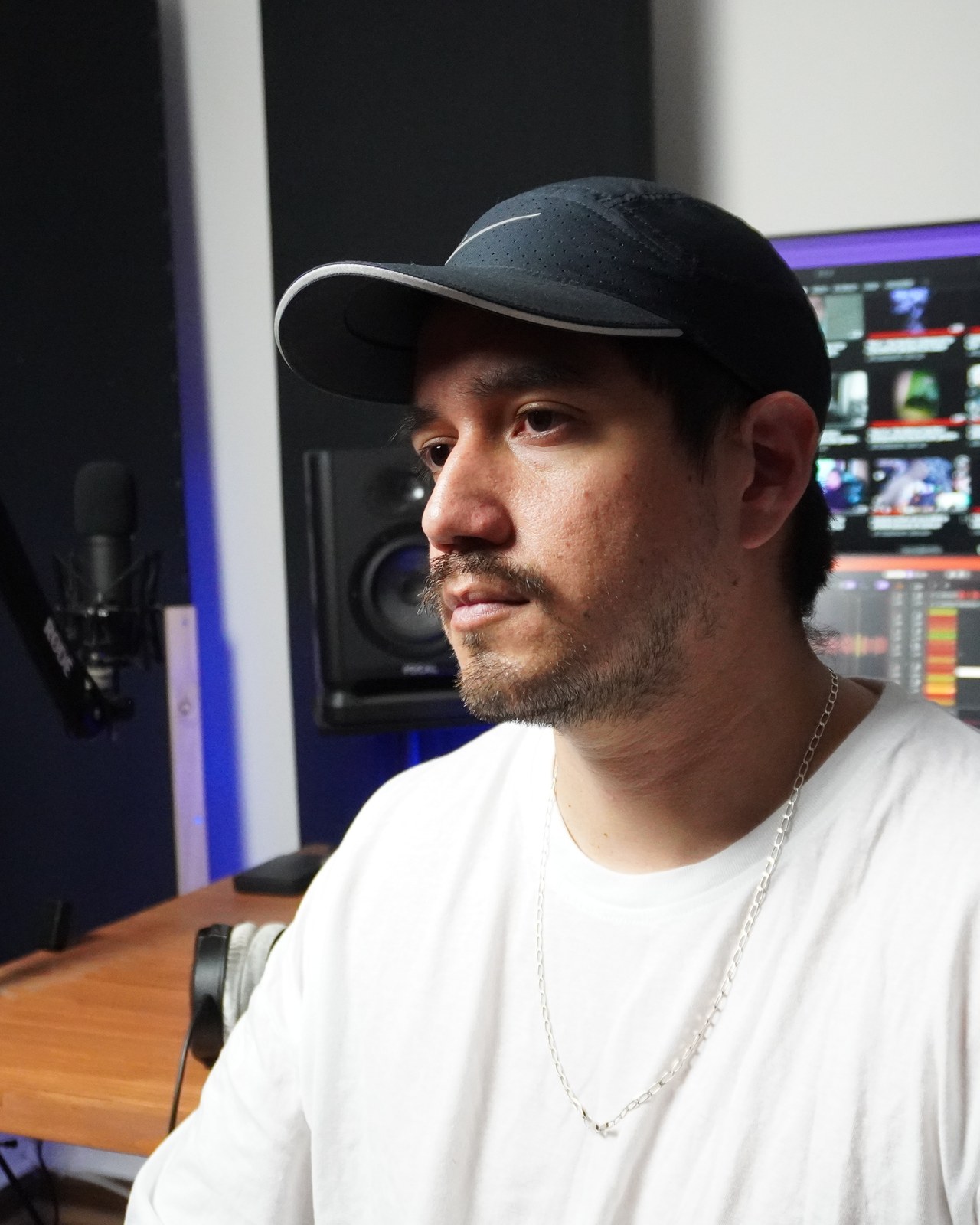 Rula Producer en su estudio